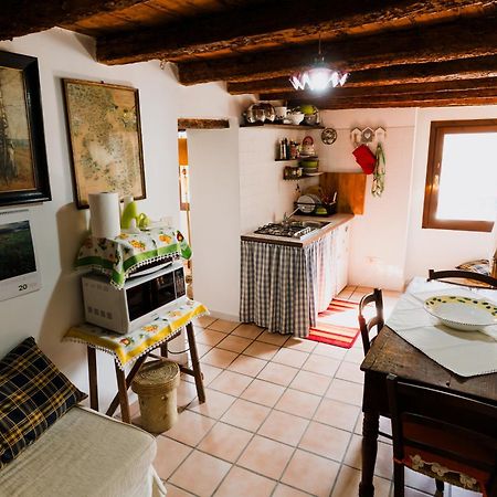 Dimora Nel Cuore Del Centro Storico Di Monopoli Buitenkant foto