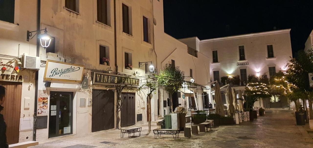 Dimora Nel Cuore Del Centro Storico Di Monopoli Buitenkant foto